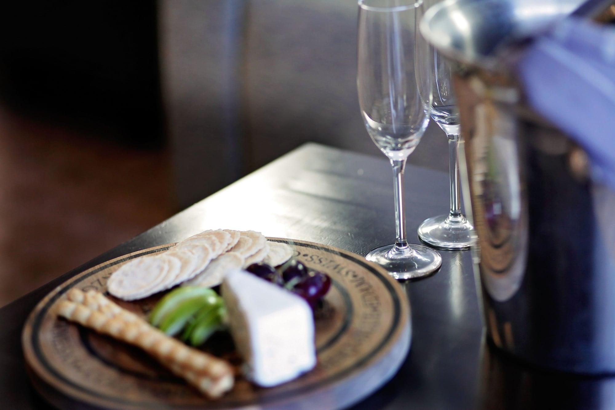 Golden Pebble Hotel Wantirna Bagian luar foto