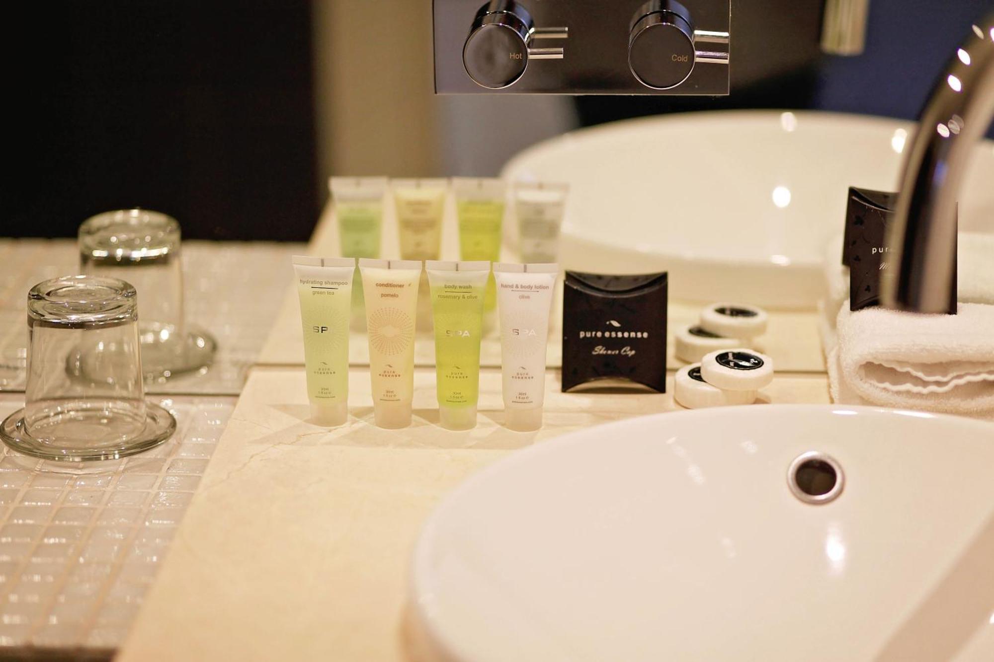 Golden Pebble Hotel Wantirna Ruang foto
